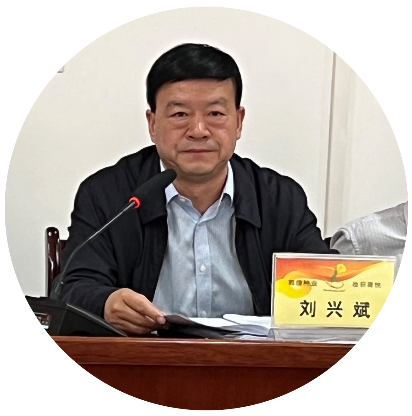 ?研判新形勢(shì)把握新機(jī)遇謀劃新發(fā)展 敦煌種業(yè)召開2021年度工作總結(jié)表彰大會(huì)全面總結(jié)2021年經(jīng)營工作安排部署2022年工作